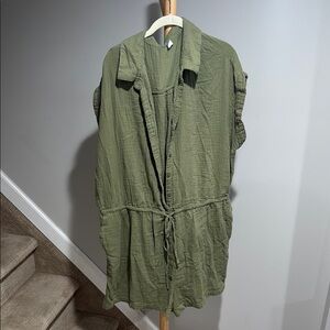 Old Navy Olive Green Sleeveless Button-Up romper
